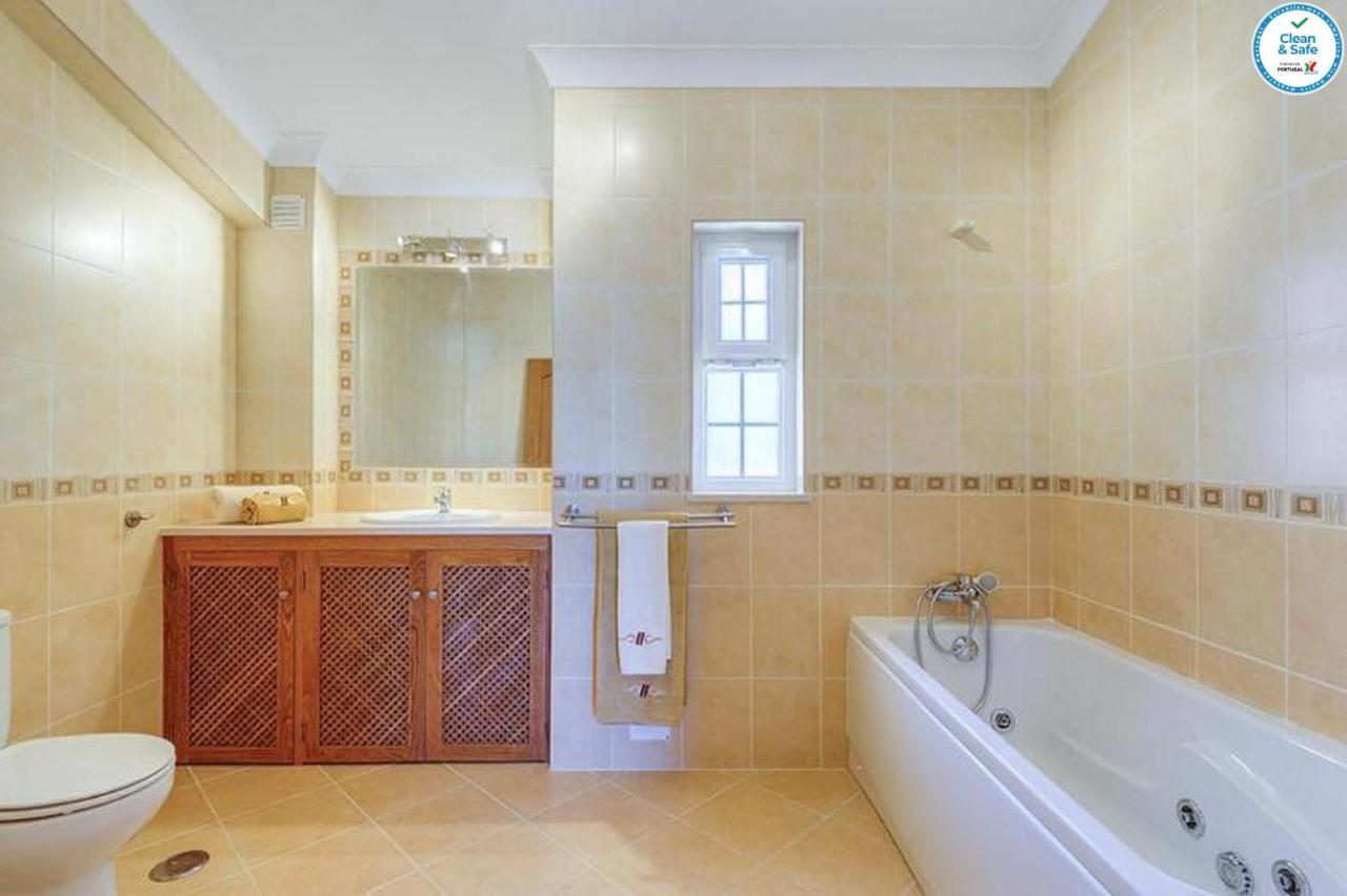 Villa Mikael - Free Wi-fi - Aircon - Private Pool By Bedzy Albufeira